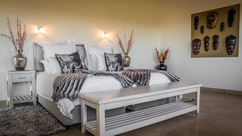 Rhino Lodge