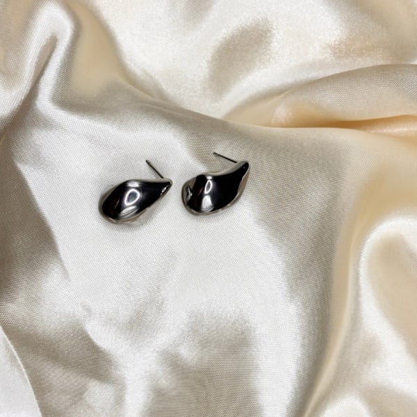 Boucle d’oreille Alpha