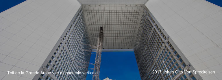 Toit de la Grande Arche vue d'ensemble verticale 2017 Johan Otto Von Spreckelsen