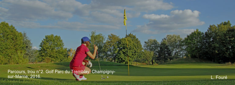 Parcours, trou n°2. Golf Parc du Tremblay, Champigny-sur-Marne, 2016. L. Fouré