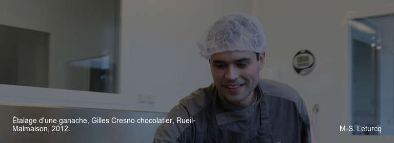 Étalage d'une ganache, Gilles Cresno chocolatier, Rueil-Malmaison, 2012. M-S. Leturcq