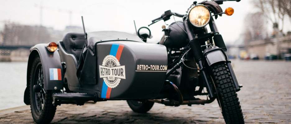 Retro Tour, visite guidée en side-car, Paris 2016.