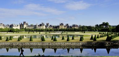  Château de Fontainebleau, parc et jardins, le Grand Parterre.   © JARRY-TRIPELON/CRT Paris Île-de-France 