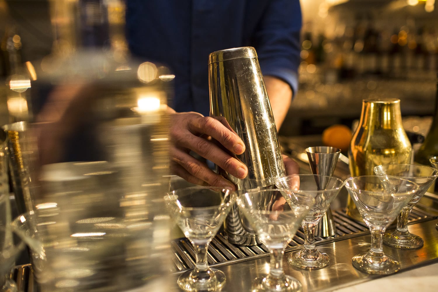 Cinq bars à cocktails hors du commun à découvrir à Paris - Challenges