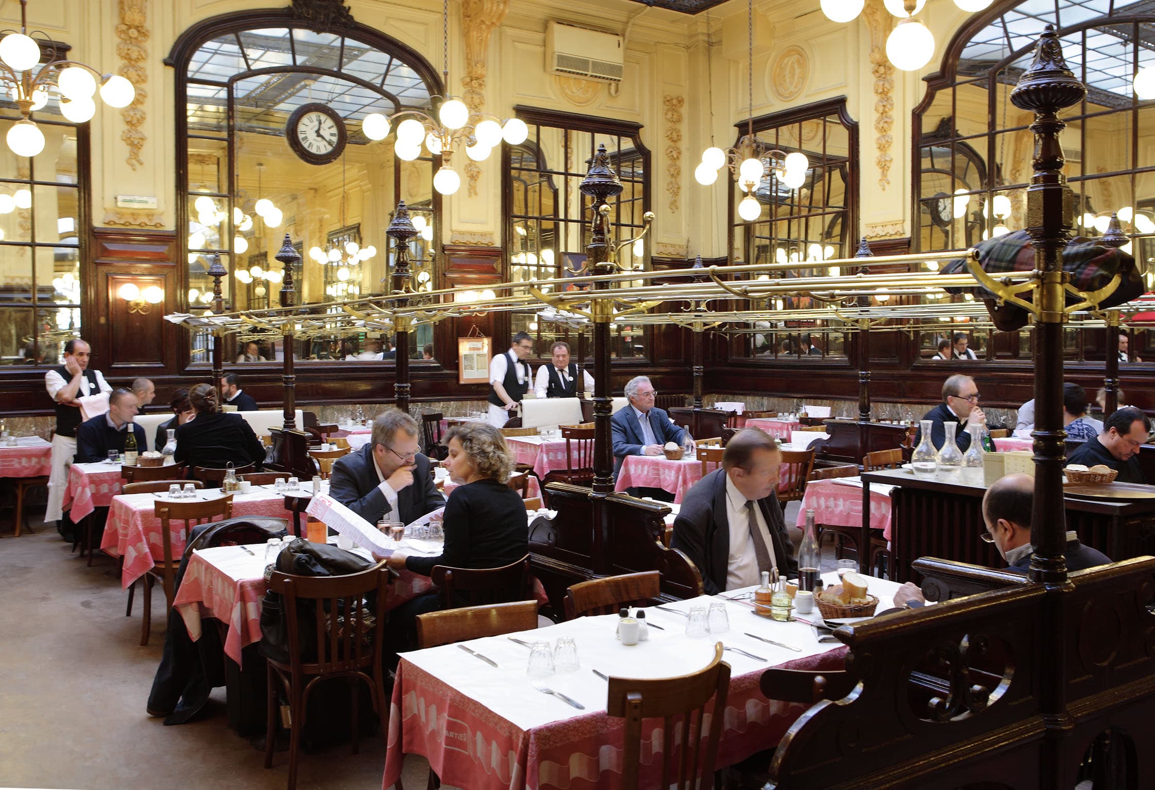Bouillon Chartier%252C restaurant traditionnel%252C Paris.
