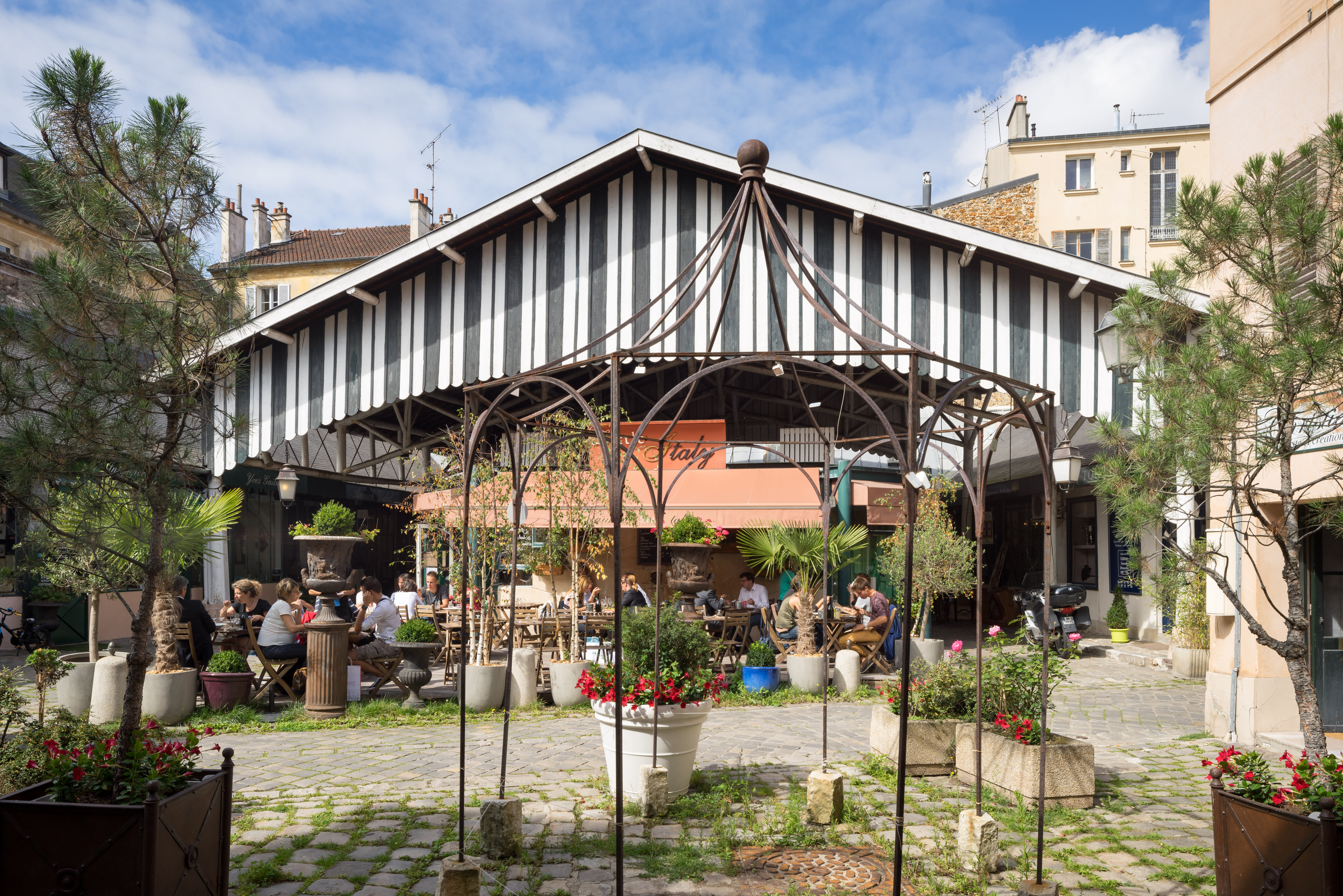 Antiquaires et Galeries d'Art de Versailles