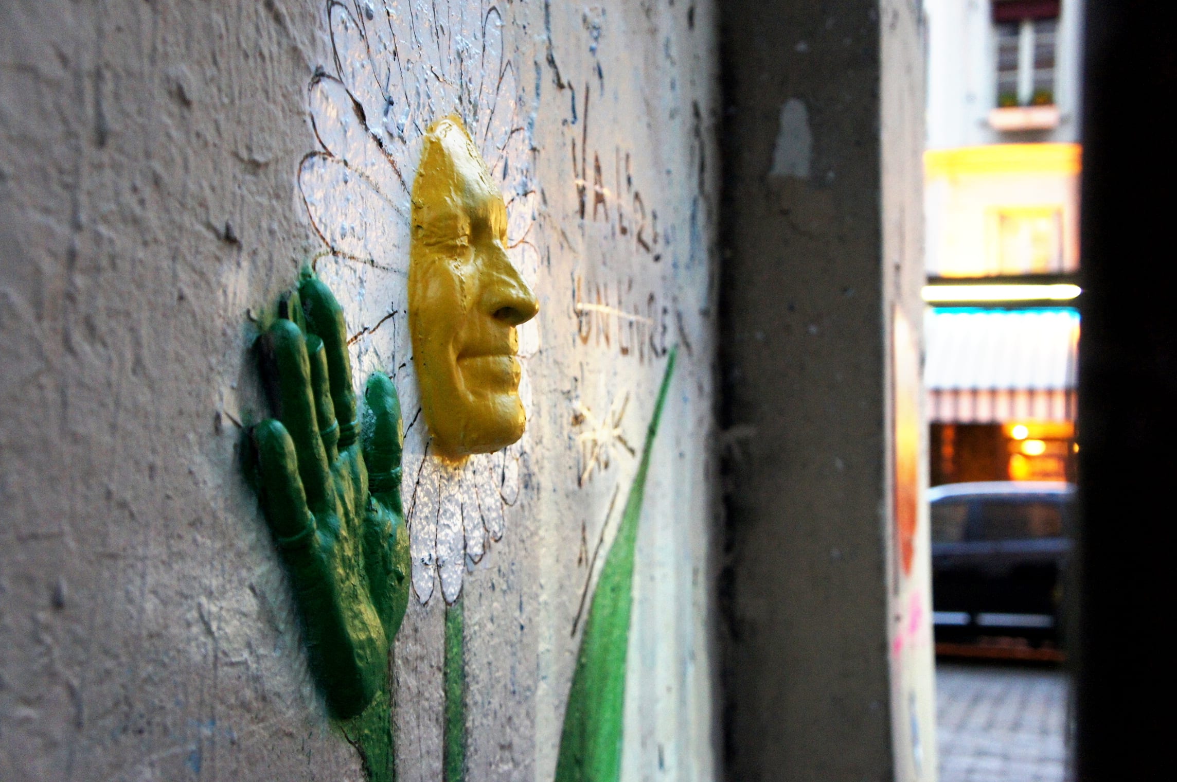 Fresh Street Art Paris - Street Art by Gregos 18e