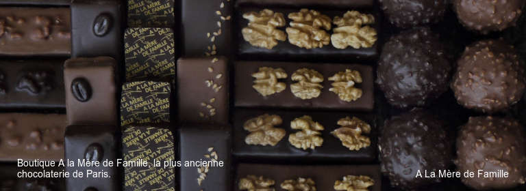 Boutique A la Mère de Famille, la plus ancienne chocolaterie de Paris.