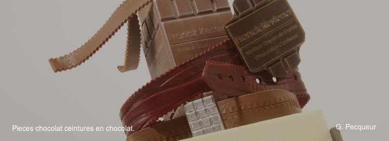Pieces chocolat ceintures en chocolat.