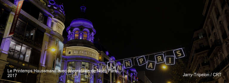 Le Printemps Haussmann avec décorations de Noël, Paris 2017