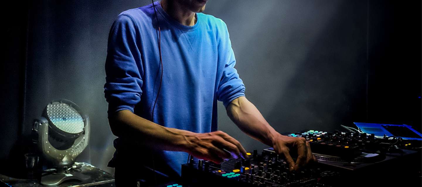 %20