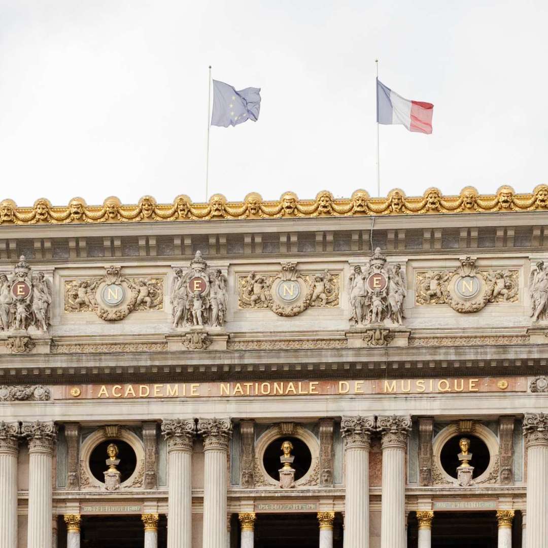 Le Circuit des Galeries Lafayette': Gam - French School, (20th