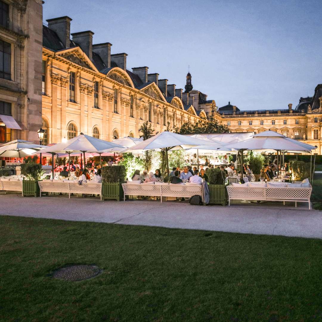 https://res.cloudinary.com/du5jifpgg/image/upload/t_opengraph_image/Surcharge-APIDAE/Restaurant_Loulou_terrasse_Louvre.jpg