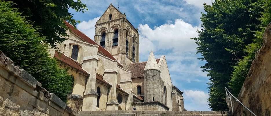 Auvers-sur-Oise church