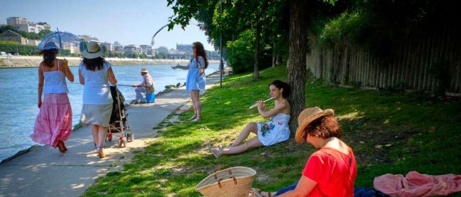 Instant de bonheur, Ile de la Jatte, Paris Region - Seurat