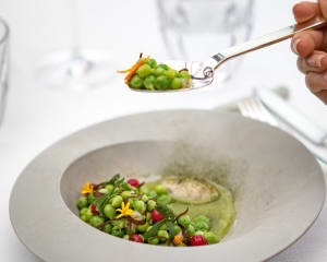 Assiette de petits pois