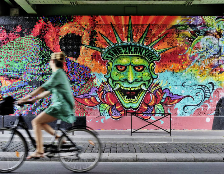 La Villette, painted wall