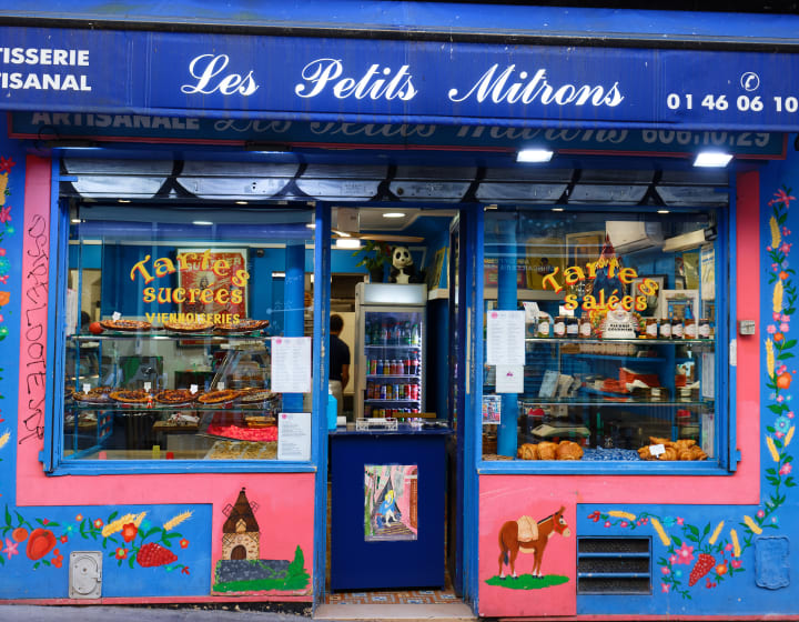 Devanture de la pâtisserie artisanale Les Petits Mitrons