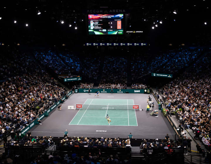 Finale de tennis entre Novak Djokovic et Holger Rune aux Rolex Masters de tennis à Bercy