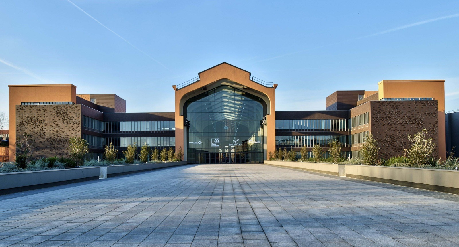 Cité du Cinéma%252C Saint-Denis. Cité du Cinéma