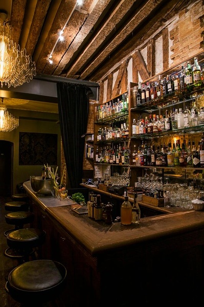Le bar Le bar