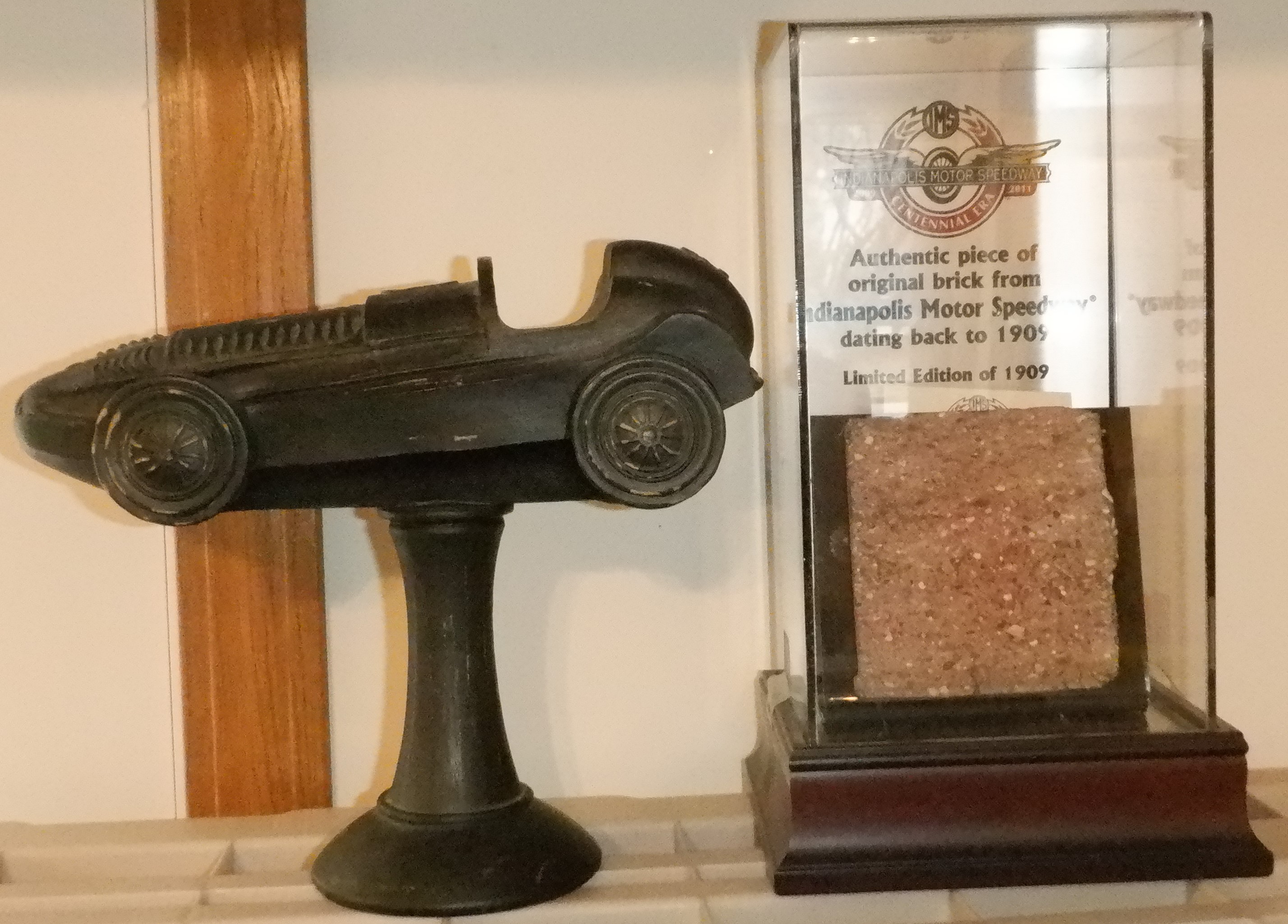 HUGE COLLECTIBLE AUCTION