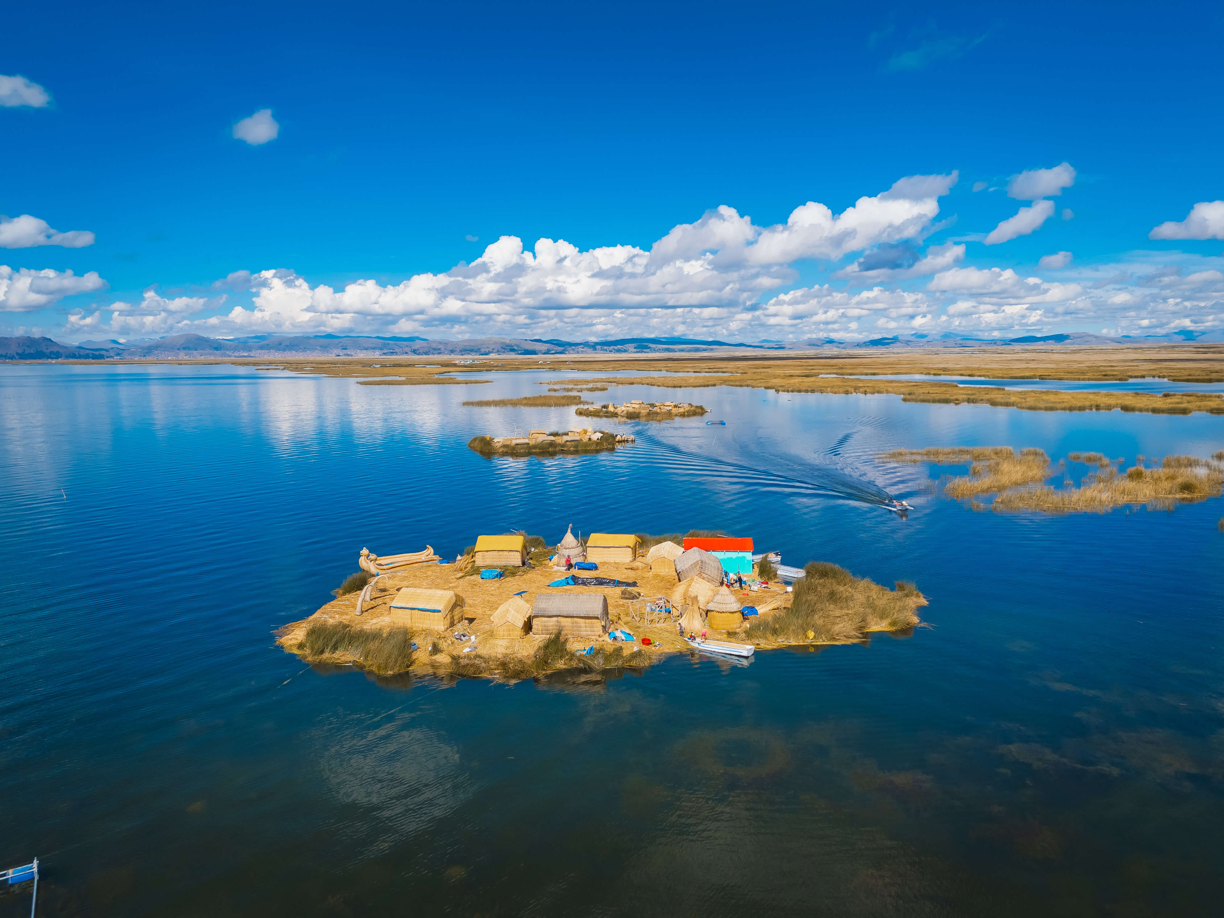 Vista de isla flotante uros