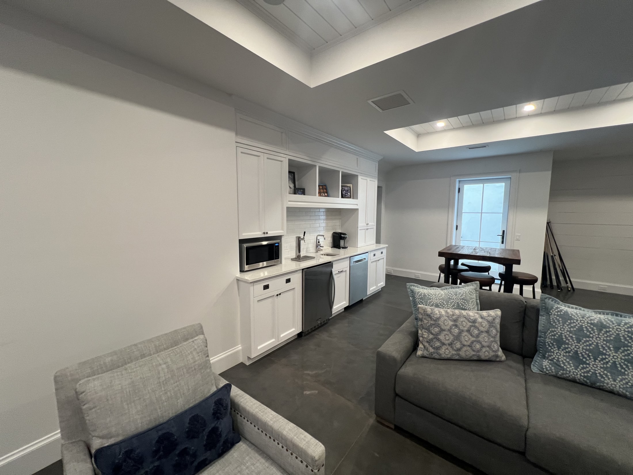 AV integrator in the Hamptons with concealed residential technology in a luxury home