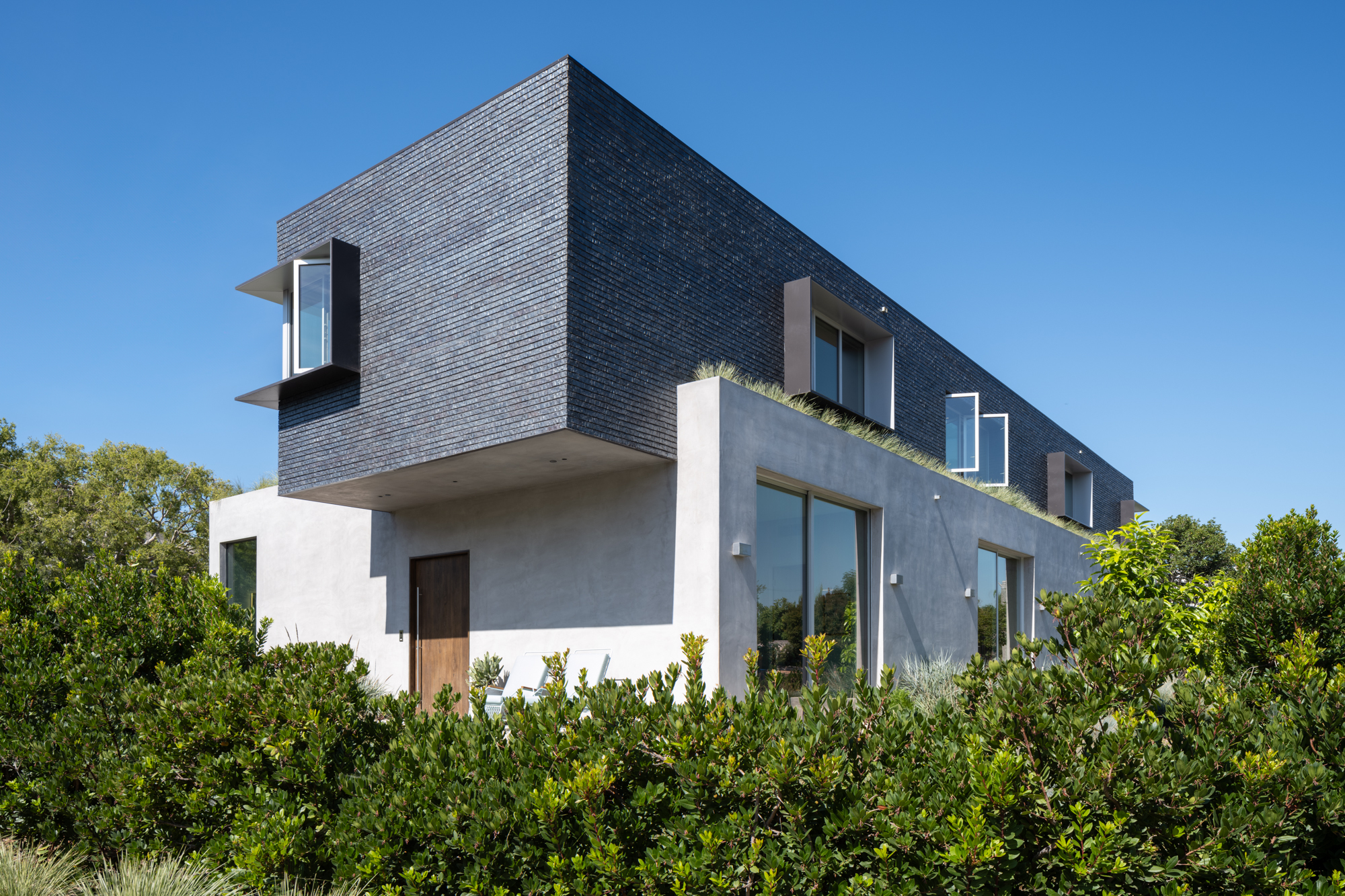 Contemporary residence representing a coordinated design and construction process