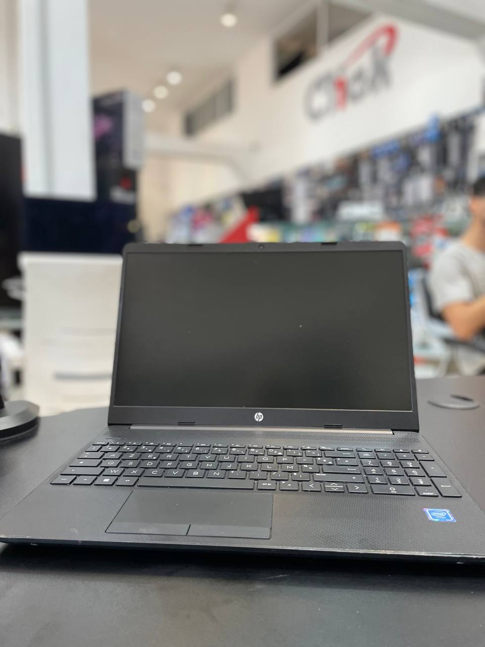 HP 15 DW1010NK CELERON N4020 2Q2T 2.8GHZ MAX 04GO 256GO 15.6" AVEC CHARGEUR OCCASION
