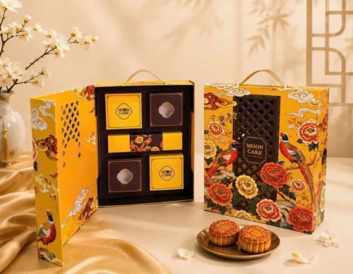 Hộp 4 bánh Takichi Premium 