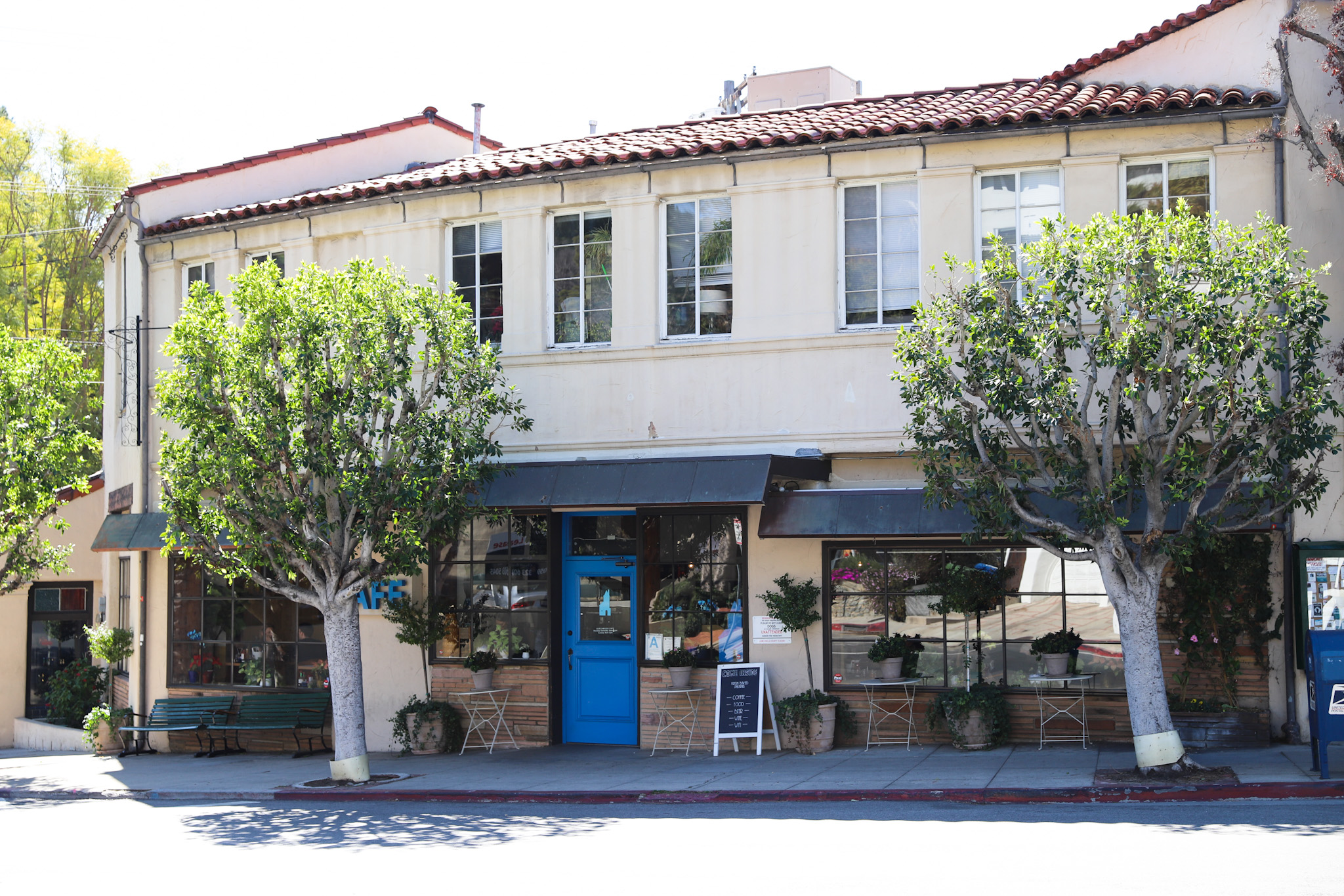 Hours + Location Beachwood Cafe