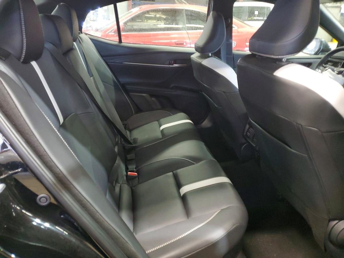 2025 TOYOTA Camry - Photo 10