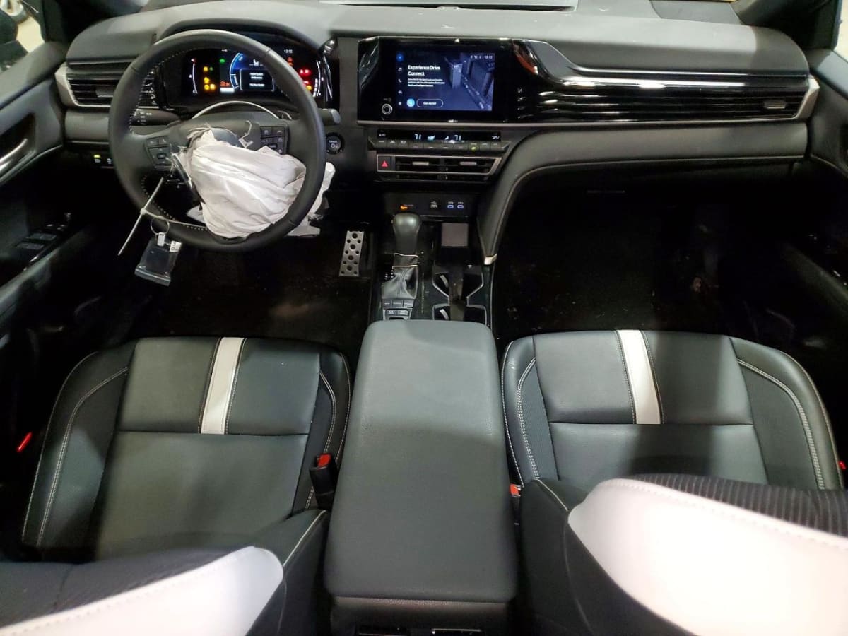 2025 TOYOTA Camry - Photo 8