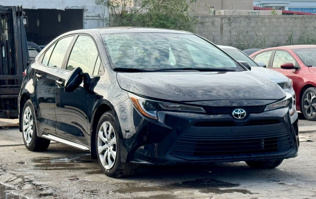 2024 TOYOTA Corolla - Image 1