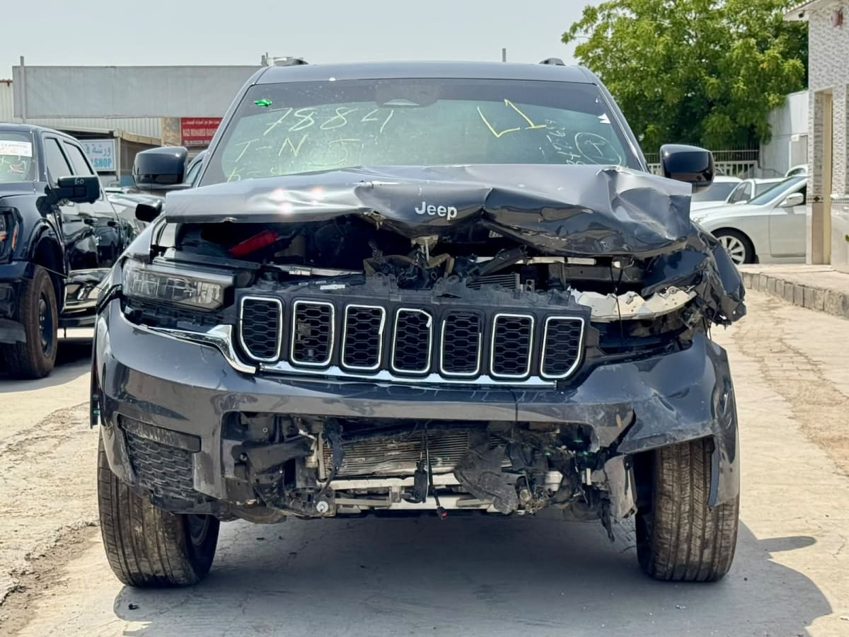 2025 JEEP Grand Cherokee L - Photo 3