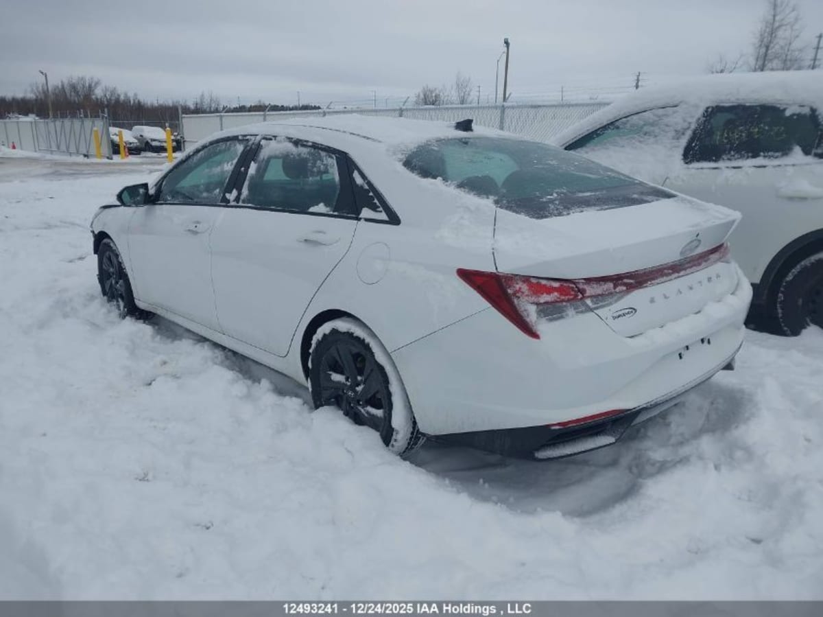 2022 HYUNDAI Elantra - Image 1