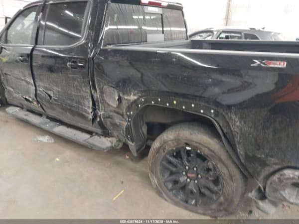 2025 GMC Sierra - Photo 7