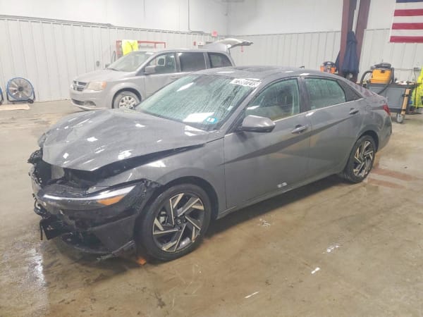 2025 HYUNDAI Elantra