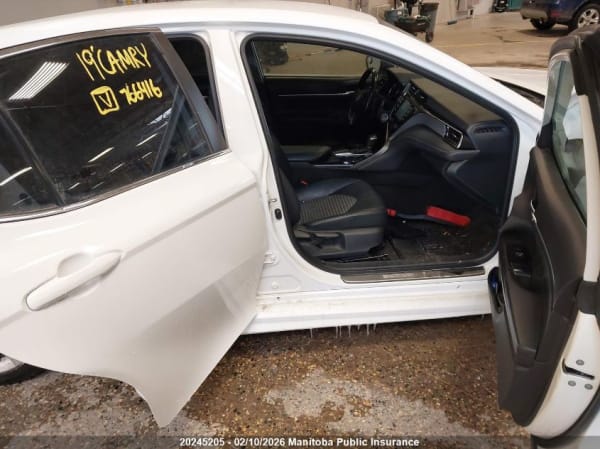 2019 TOYOTA Camry - Photo 5