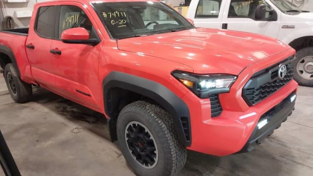 2024 TOYOTA Tacoma