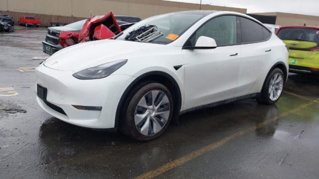 2022 TESLA Model Y