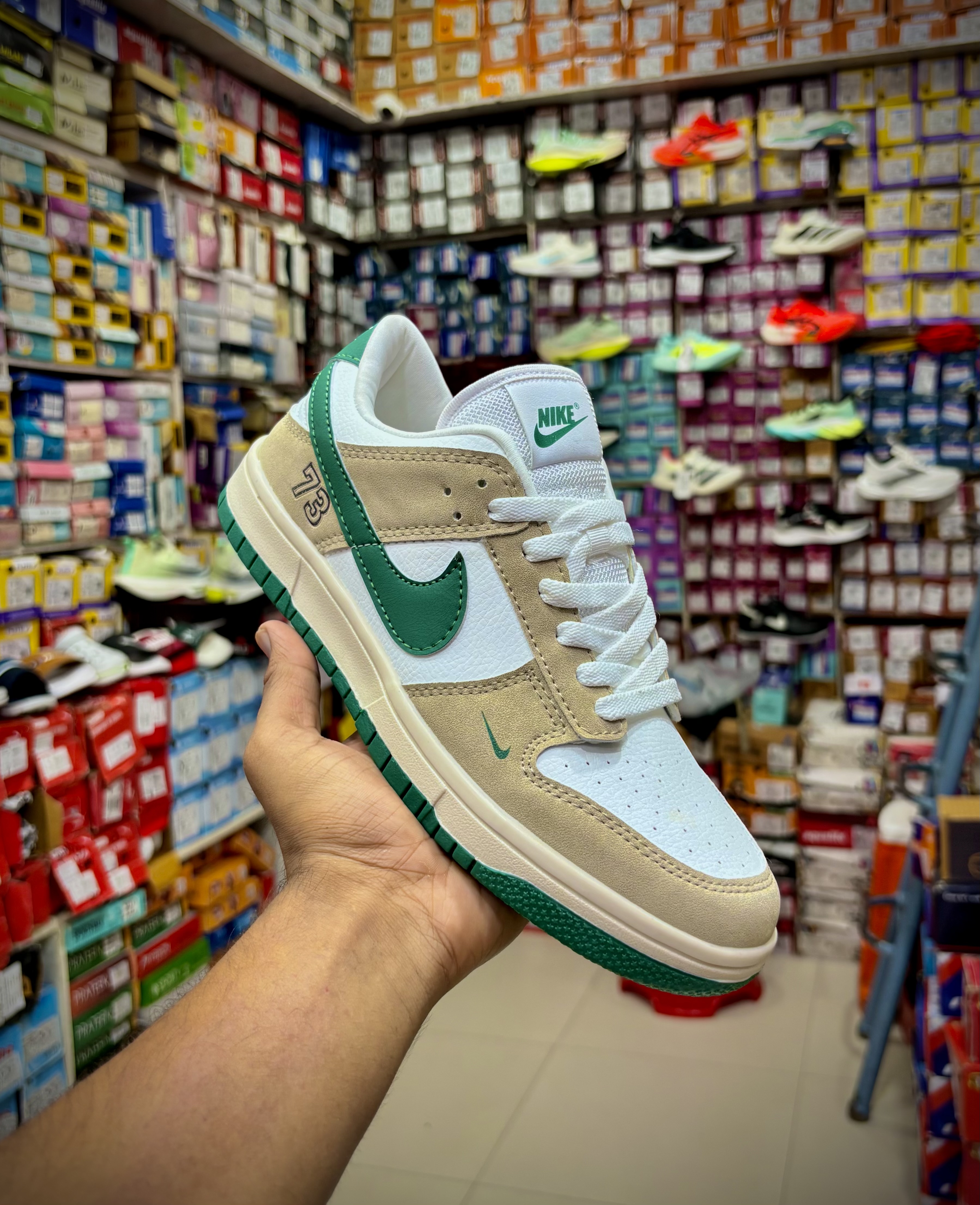 DUNK SNEAKERS