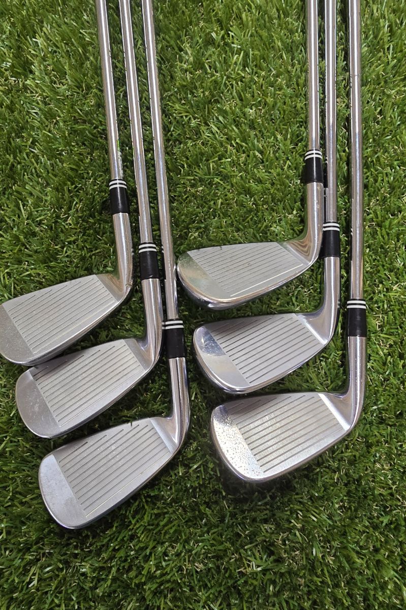Cleveland 588 MT 5 - PW Iron Set