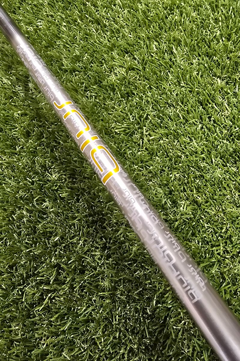 UST Mamiya Recoil graphite golf club shaft featuring "TX 005 driver shaft 