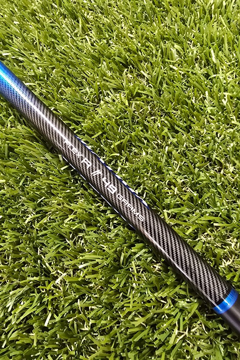 Matrix Velox T 49-gram graphite design with a regular (R) flex driver shaft 