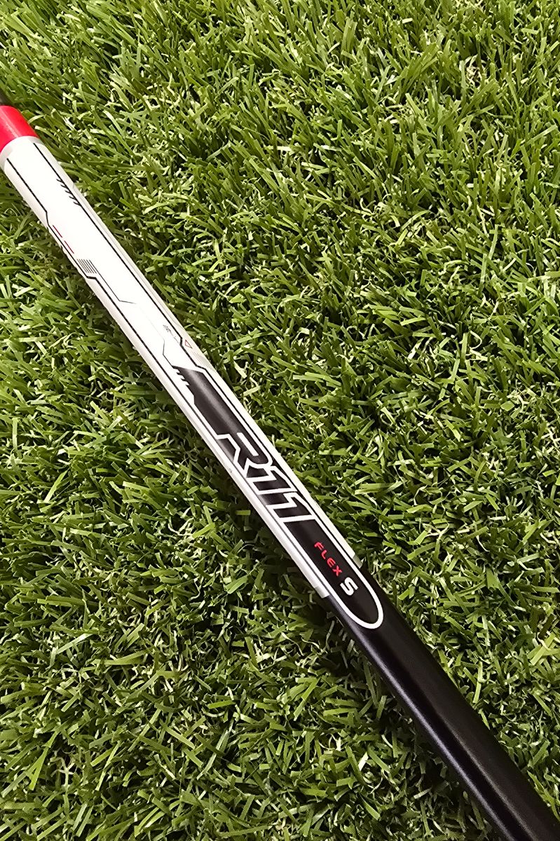 TaylorMade R11 Fujikura Blur 70 shaft
