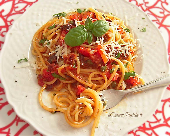 Fettuccine Al 3 Pomodori