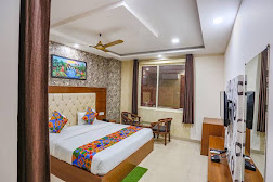 Hotel Frolic — image 7