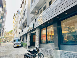 AB Tropical Stays — image 4